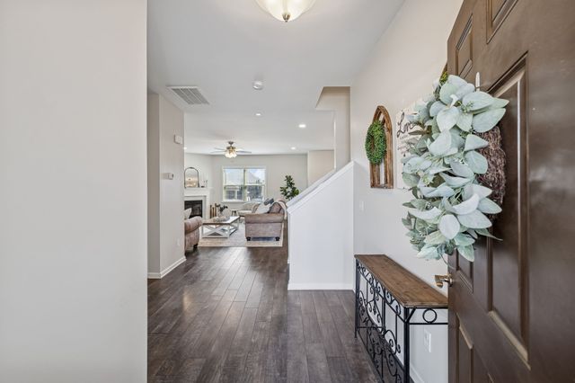 2910 Hen Brook Dr, Columbia, TN 38401