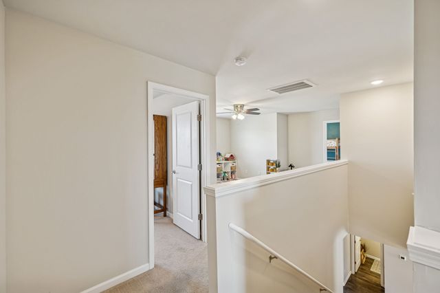 2910 Hen Brook Dr, Columbia, TN 38401