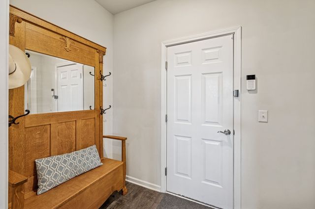 2910 Hen Brook Dr, Columbia, TN 38401