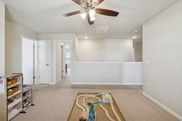 2910 Hen Brook Dr, Columbia, TN 38401