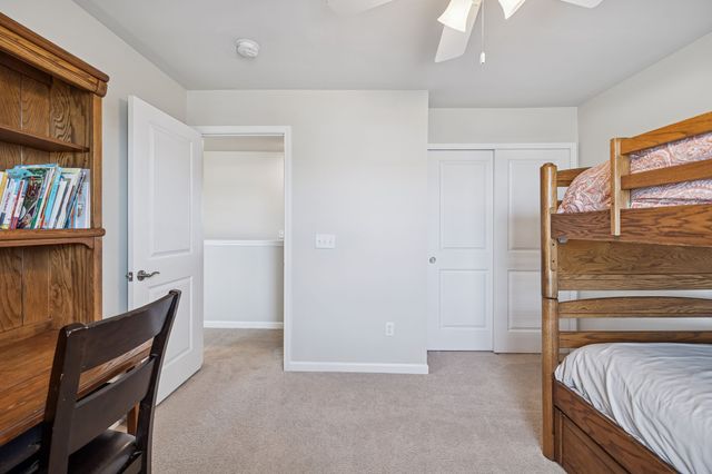 2910 Hen Brook Dr, Columbia, TN 38401