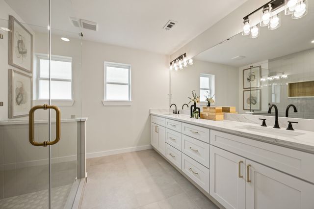 1724 Westridge Drive, Hurst, TX 76054