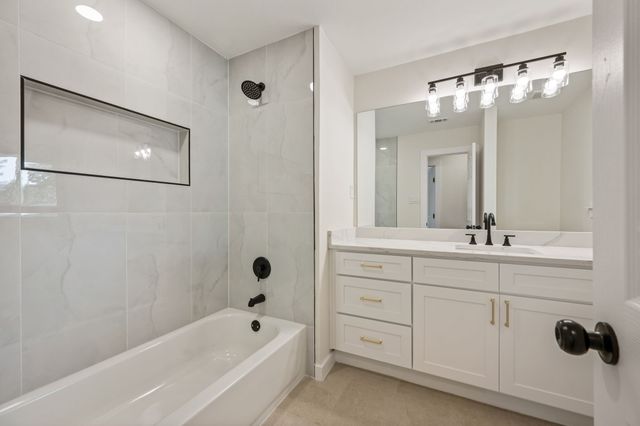 1724 Westridge Drive, Hurst, TX 76054