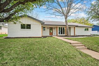 1724 Westridge Drive, Hurst, TX 76054