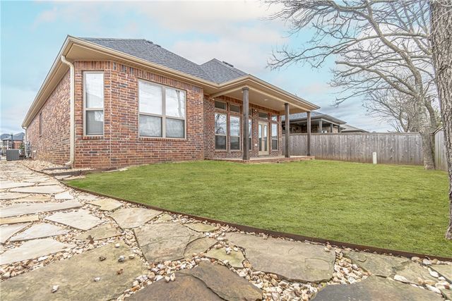 2607 SW Hampton Avenue, Bentonville, AR 72713