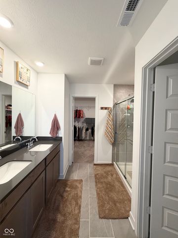 1208 Taggart Way, Greenwood, IN 46143