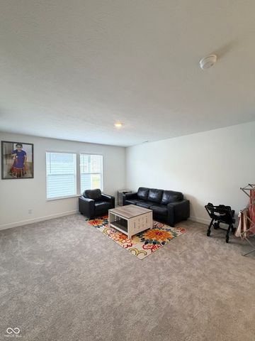 1208 Taggart Way, Greenwood, IN 46143