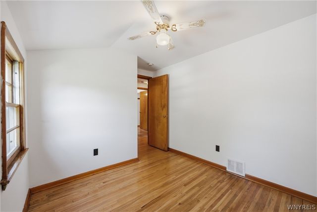 115 Cathedral Lane, Cheektowaga, NY 14225