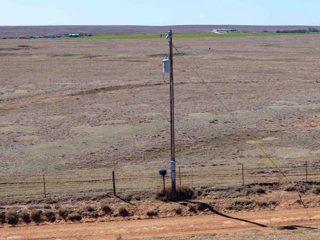 Bourquin Cattle 813 Ac, Follett, TX 79034