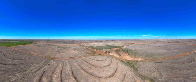 Bourquin Cattle 813 Ac, Follett, TX 79034