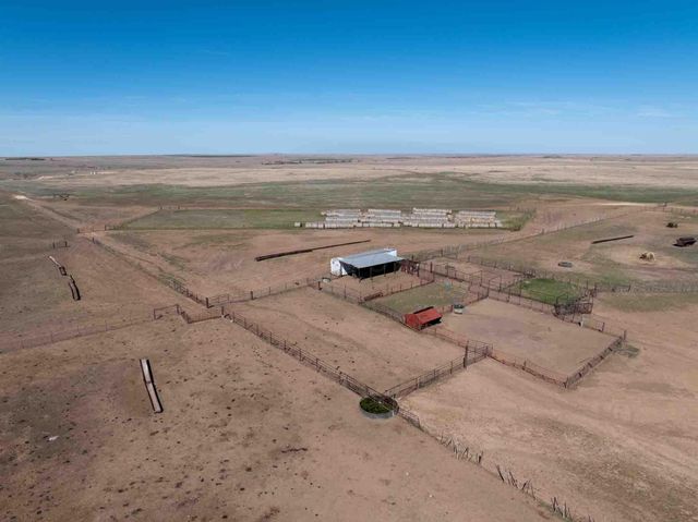 Bourquin Cattle 813 Ac, Follett, TX 79034