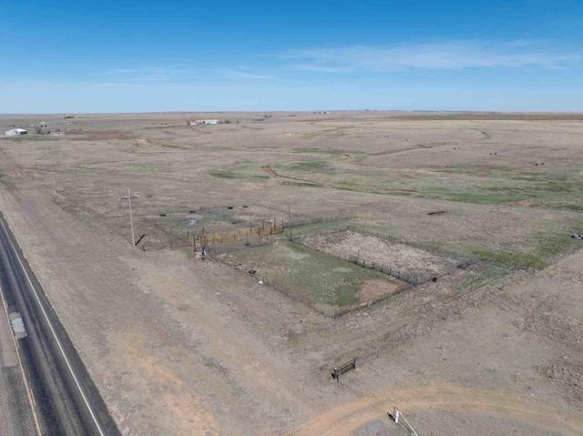 Bourquin Cattle 813 Ac, Follett, TX 79034