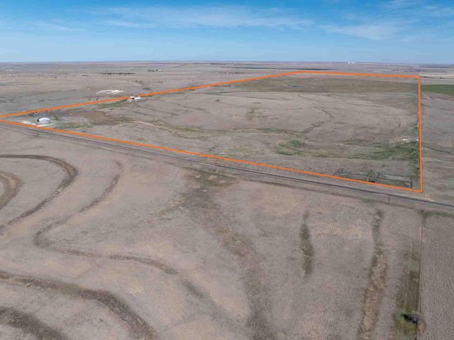 Bourquin Cattle 813 Ac, Follett, TX 79034