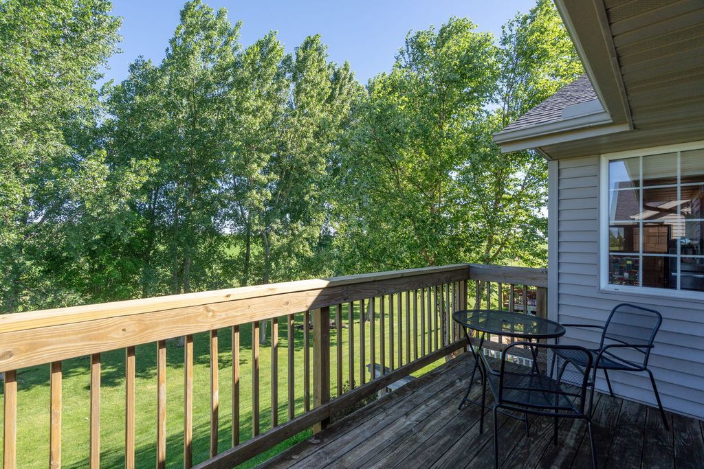 Image 26 of property listing at 1636 E Lomar Street, Eldridge, IA 52748