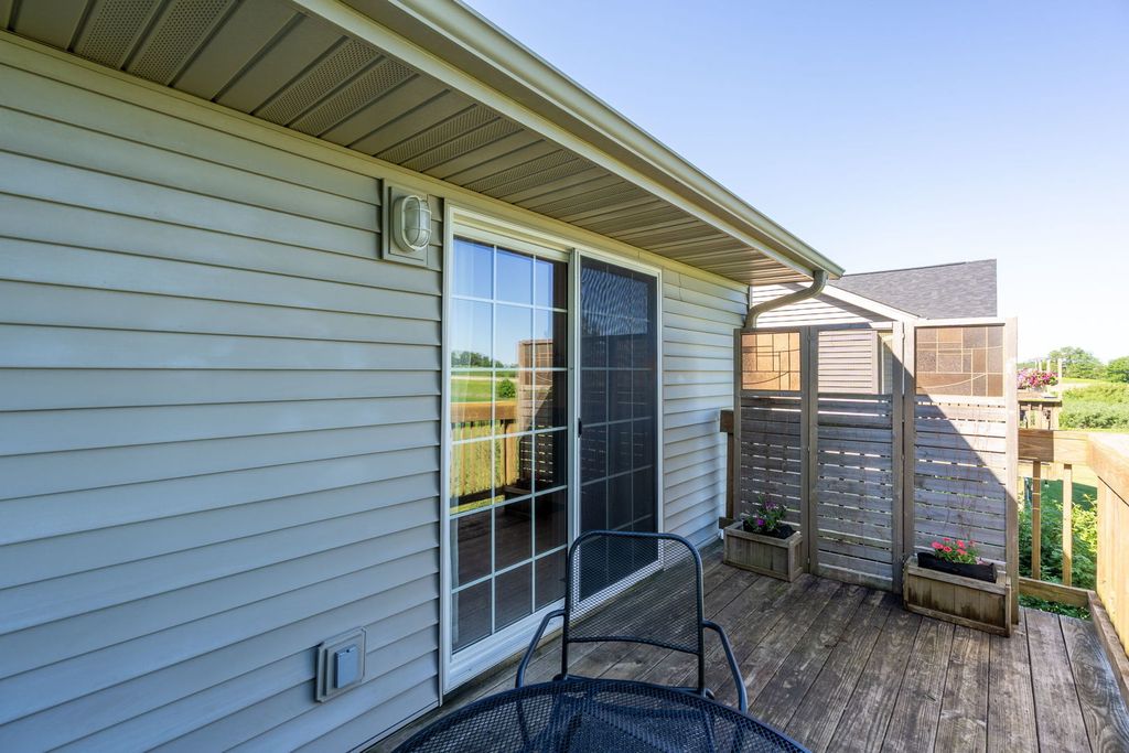 Image 27 of property listing at 1636 E Lomar Street, Eldridge, IA 52748