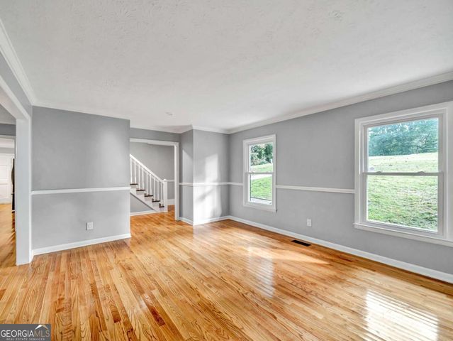 546 Woodland Drive, Gainesville, GA 30501