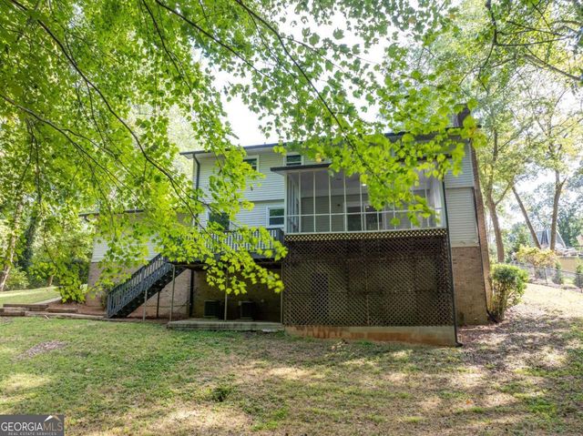 546 Woodland Drive, Gainesville, GA 30501