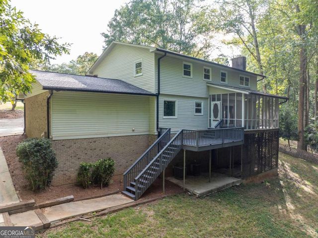 546 Woodland Drive, Gainesville, GA 30501