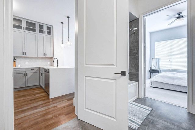 1508 Blodgett Street 405, Houston, TX 77004