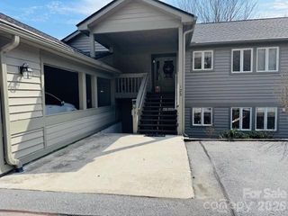 121 Burning Tree Lane 121, Flat Rock, NC 28731