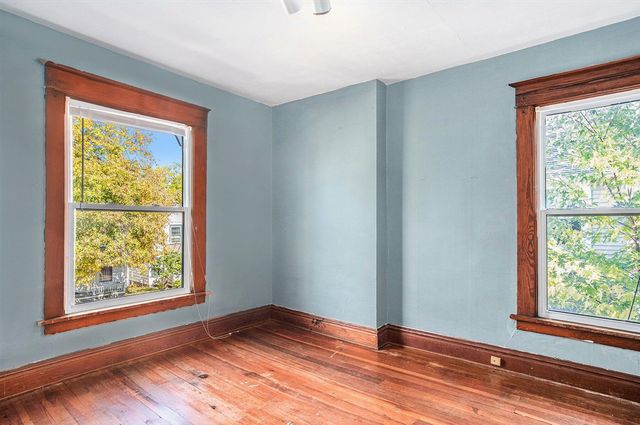 1124 Baldwin Street, Grand Rapids, MI 49506