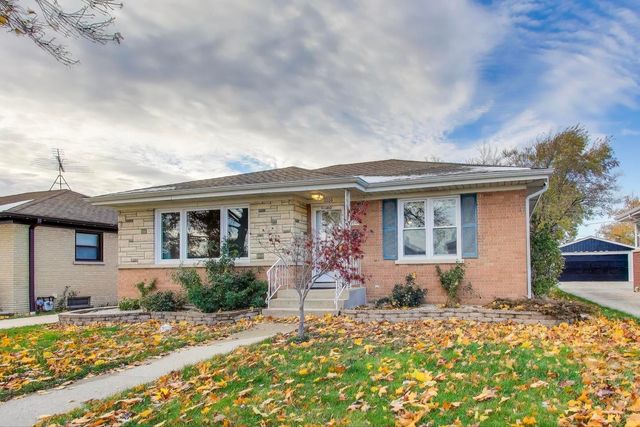 11104 Boeger Court, Westchester, IL 60154