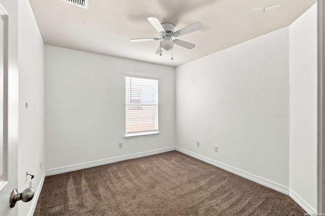 24211 Invitation Oak, San Antonio, TX 78261