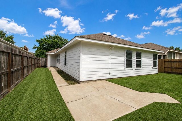 5727 Rose Rock Canyon Drive, Richmond, TX 77469