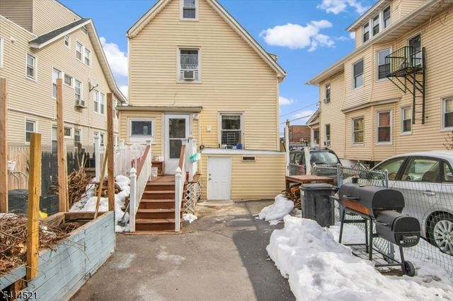 611 Stuyvesant Ave, Irvington Twp., NJ 07111