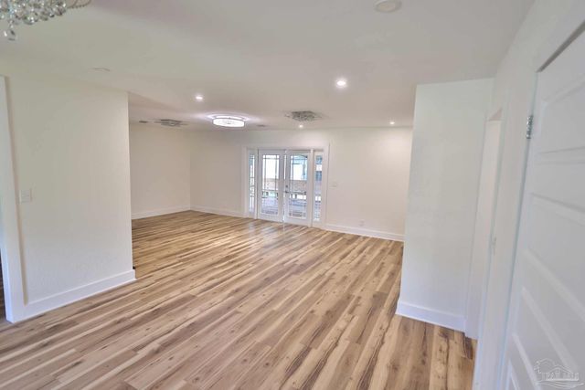 3795 Summer Dr, Pensacola, FL 32504