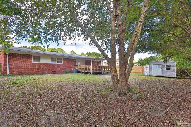 3795 Summer Dr, Pensacola, FL 32504