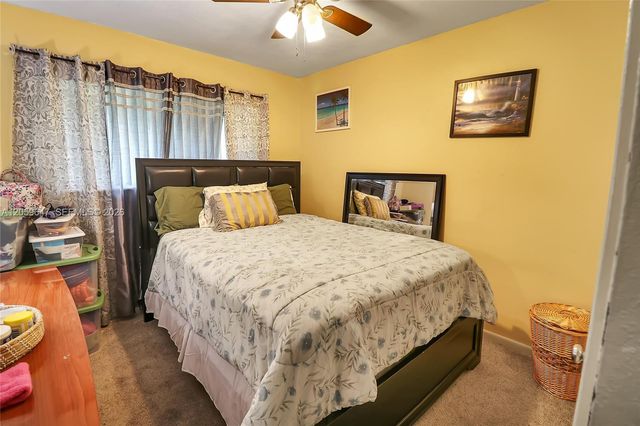 5921 NW 15th St, Sunrise, FL 33313
