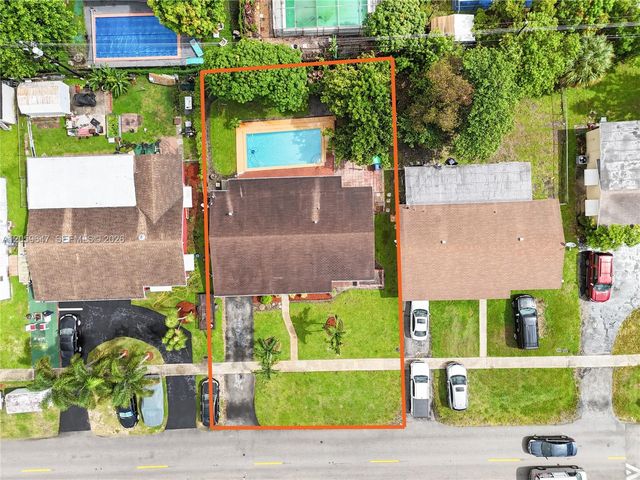 5921 NW 15th St, Sunrise, FL 33313