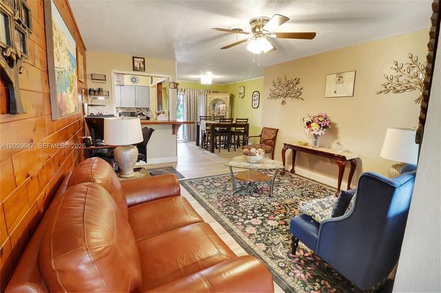 5921 NW 15th St, Sunrise, FL 33313