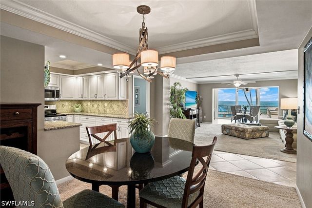 1717 Gulf Shore BLVD N 103, Naples, FL 34102