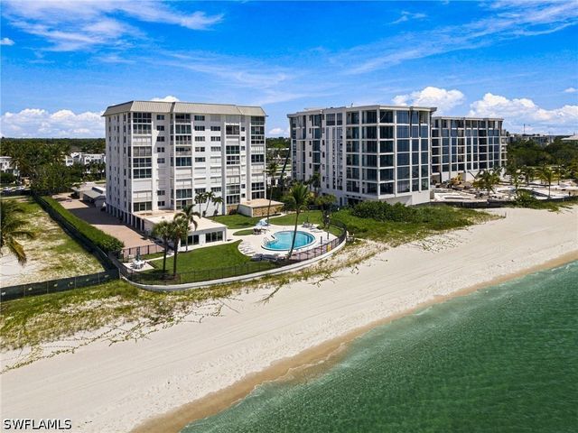 1717 Gulf Shore BLVD N 103, Naples, FL 34102
