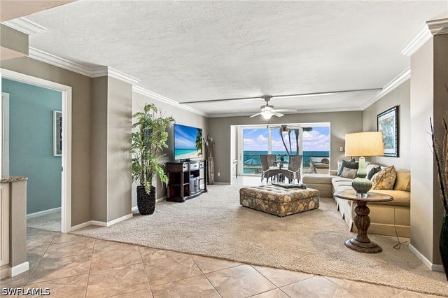 1717 Gulf Shore BLVD N 103, Naples, FL 34102