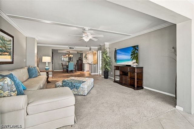 1717 Gulf Shore BLVD N 103, Naples, FL 34102