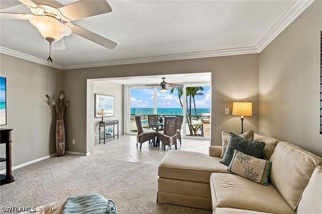 1717 Gulf Shore BLVD N 103, Naples, FL 34102