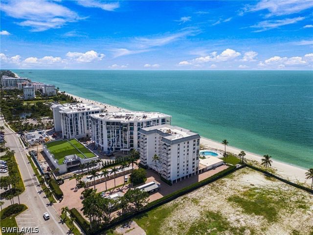 1717 Gulf Shore BLVD N 103, Naples, FL 34102