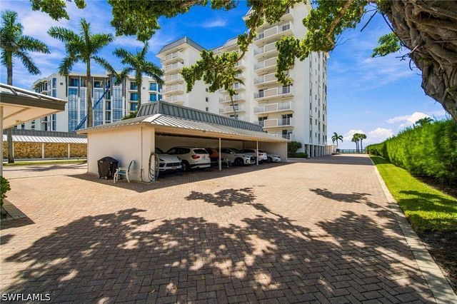 1717 Gulf Shore BLVD N 103, Naples, FL 34102