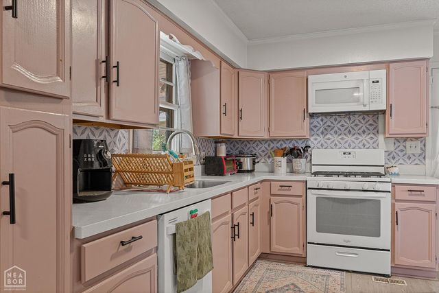 703 Valley Drive, Jonesboro, AR 72401