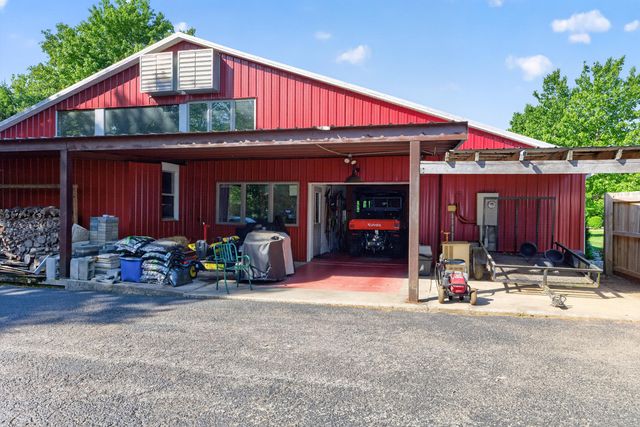 300 Chrisman Lane, Danville, KY 40422