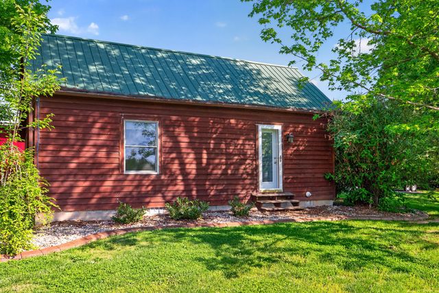 300 Chrisman Lane, Danville, KY 40422