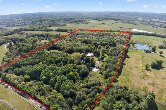 300 Chrisman Lane, Danville, KY 40422