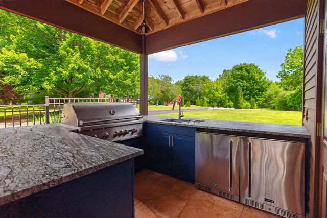 300 Chrisman Lane, Danville, KY 40422