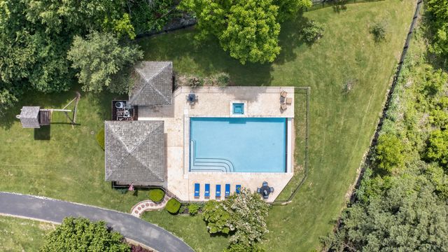 300 Chrisman Lane, Danville, KY 40422