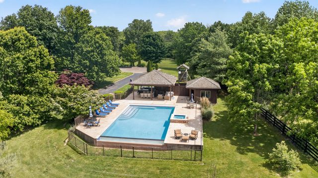 300 Chrisman Lane, Danville, KY 40422