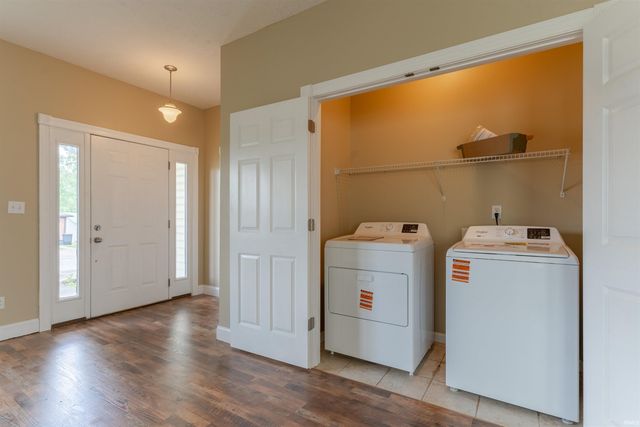 1503 Autumn Drive, Boonville, IN 47601