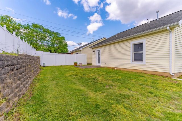 1503 Autumn Drive, Boonville, IN 47601